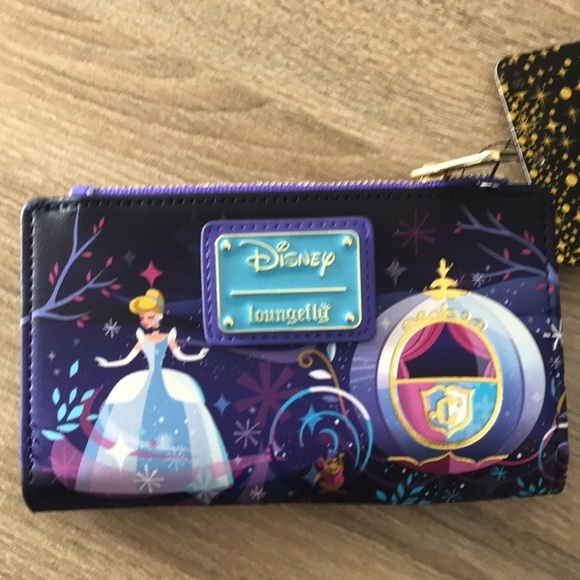 Loungefly  Cinderella’s castle backpack and wallet set NWT main image 9